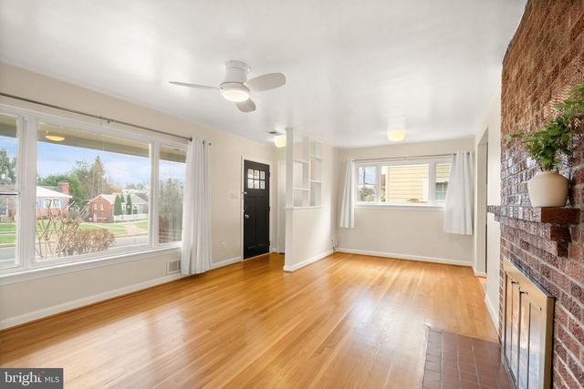 2640 N SYCAMORE ST, Arlington, VA 22207