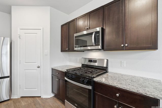 6430 Bleak Hills, San Antonio, TX 78252