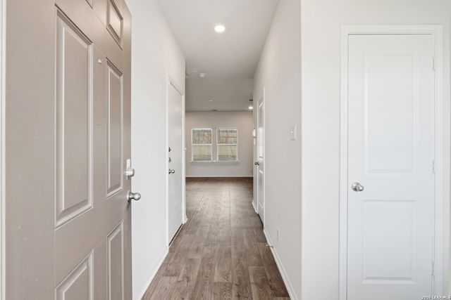 6430 Bleak Hills, San Antonio, TX 78252