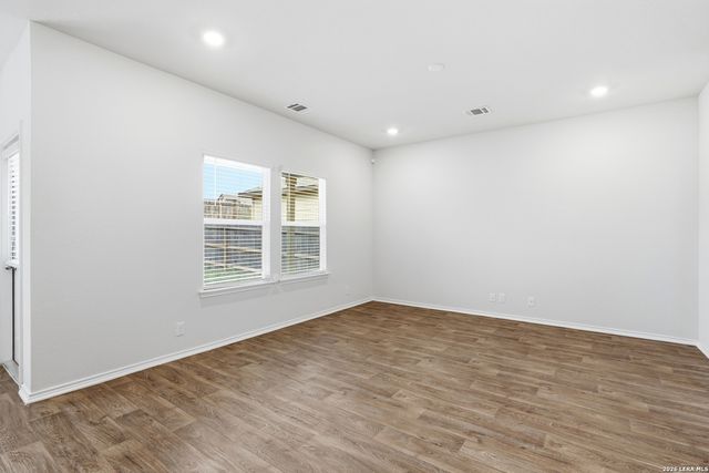 6430 Bleak Hills, San Antonio, TX 78252