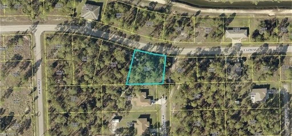 812 E 12th ST, LEHIGH ACRES, FL 33972 — exterior