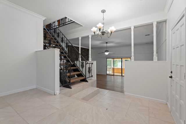 24880 S 612th Road, Grove, OK 74344