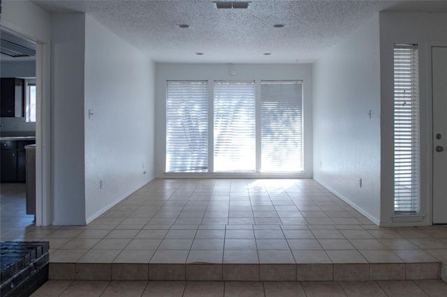 12334 ferris creek, Dallas, TX 75243