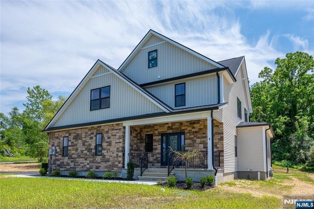 5 Emerald, Hardyston, NJ 07419