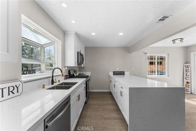 1735 W Jenner Street, Lancaster, CA 93534