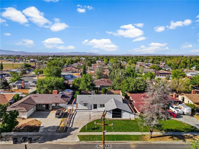 1735 W Jenner Street, Lancaster, CA 93534