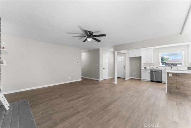 1735 W Jenner Street, Lancaster, CA 93534