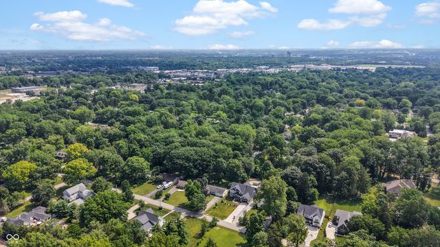 8304 Central Avenue, Indianapolis, IN 46240