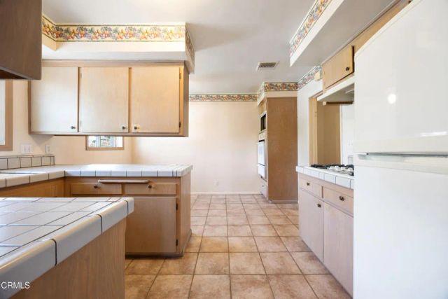 6940 Bellclaire Street, Tujunga, CA 91042