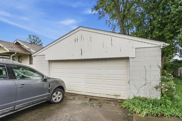 7534 Blue Ash Road, Cincinnati, OH 45236