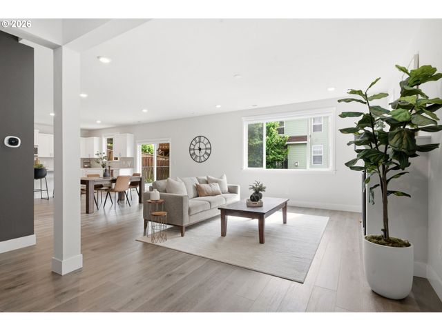 6901 Ne 16TH Ave, Vancouver, WA 98665