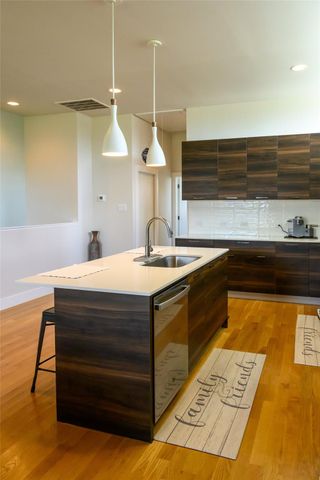 4618 Nichols Street B, Houston, TX 77020