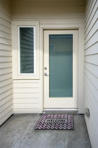 4618 Nichols Street B, Houston, TX 77020