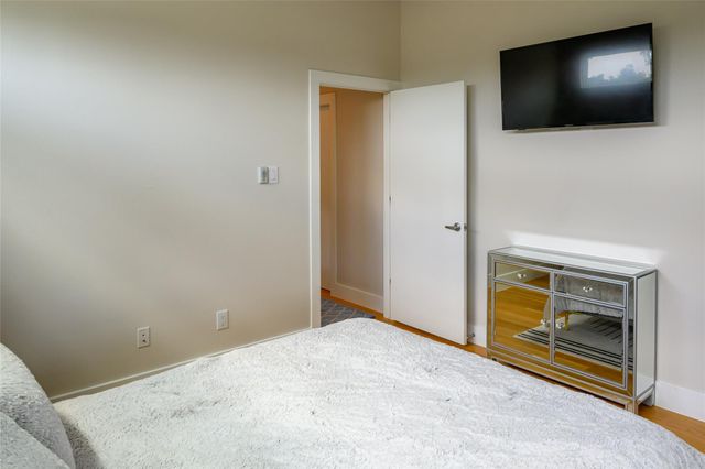 4618 Nichols Street B, Houston, TX 77020