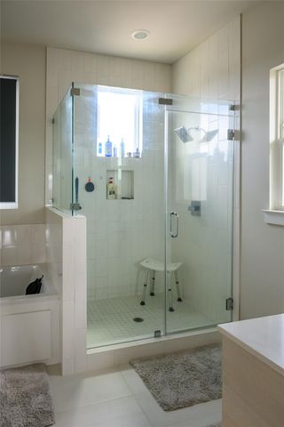 4618 Nichols Street B, Houston, TX 77020