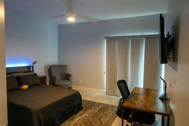 4618 Nichols Street B, Houston, TX 77020