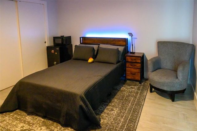 4618 Nichols Street B, Houston, TX 77020