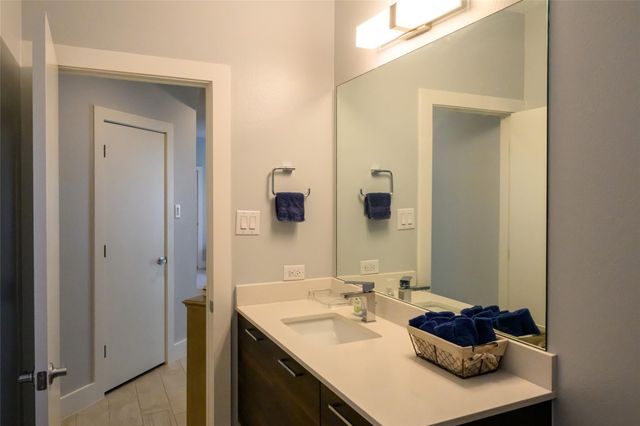 4618 Nichols Street B, Houston, TX 77020