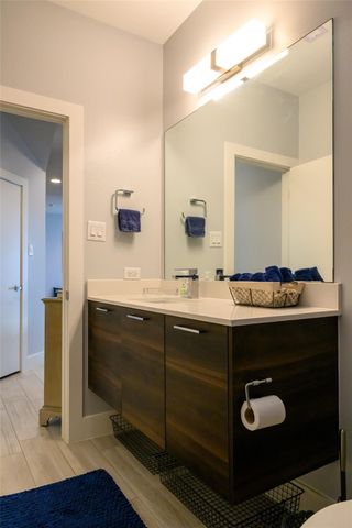 4618 Nichols Street B, Houston, TX 77020