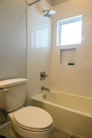 4618 Nichols Street B, Houston, TX 77020