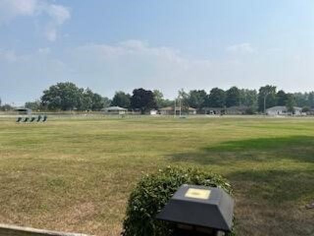 646 Waverly Dr, Benton Harbor, MI 49022