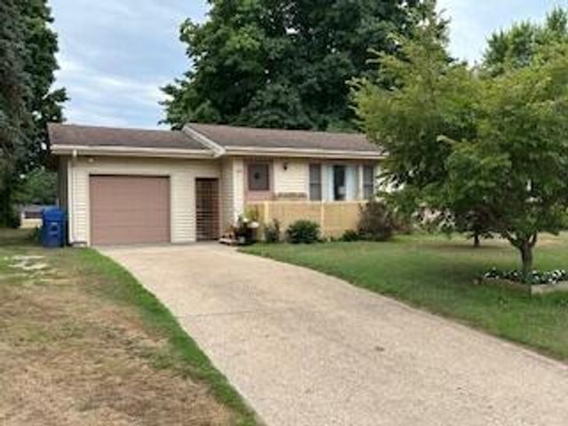 646 Waverly Dr, Benton Harbor, MI 49022