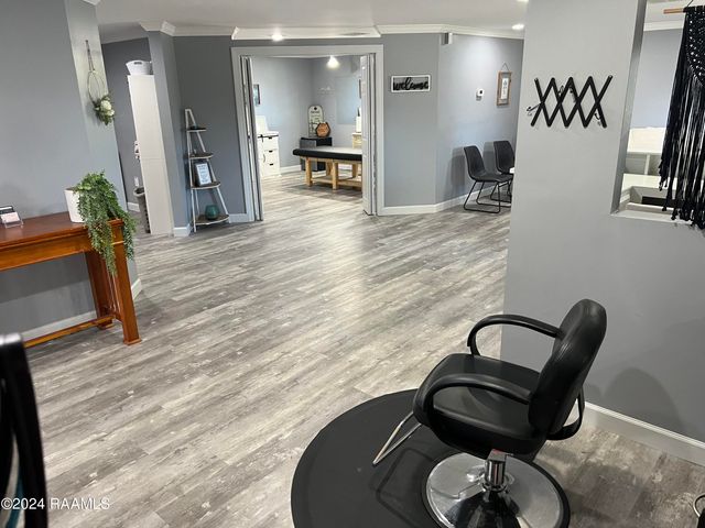 1101 E Pont Des Mouton Road, Lafayette, LA 70507