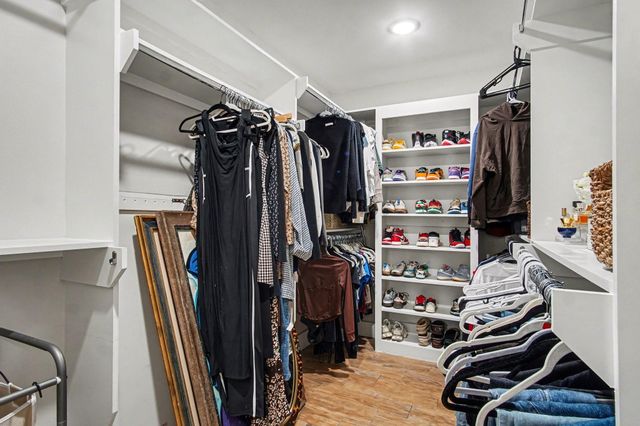 2012 Sheldon Street, Houston, TX 77008