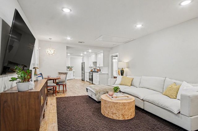 2012 Sheldon Street, Houston, TX 77008