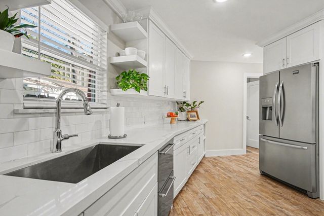 2012 Sheldon Street, Houston, TX 77008