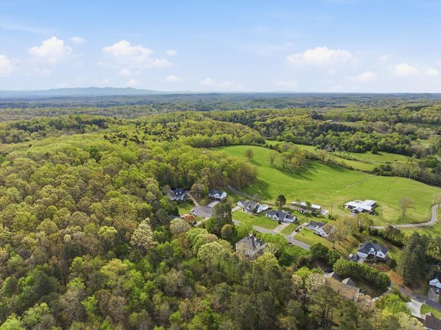 110 Vicmiron Drive, Cohutta, GA 30710