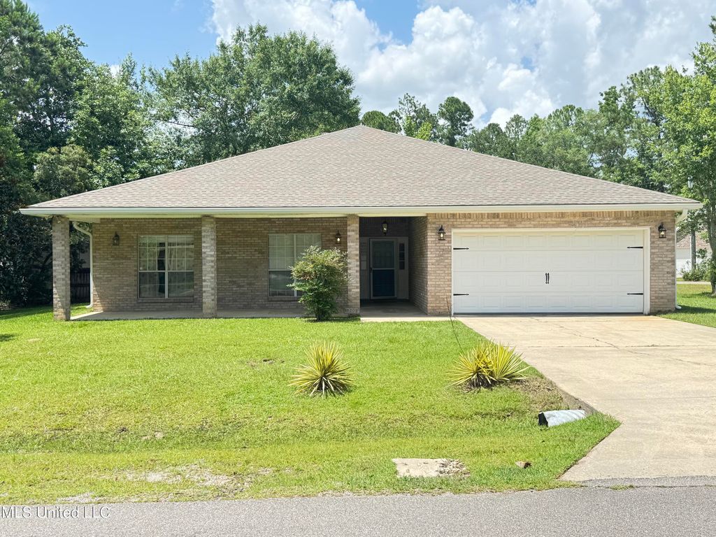 730 Ieke Circle, Diamondhead, MS 39525