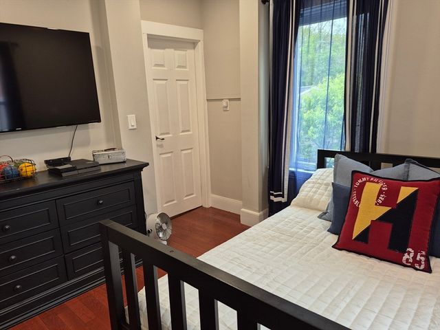 2 Neponset Place, Canton, MA 02021