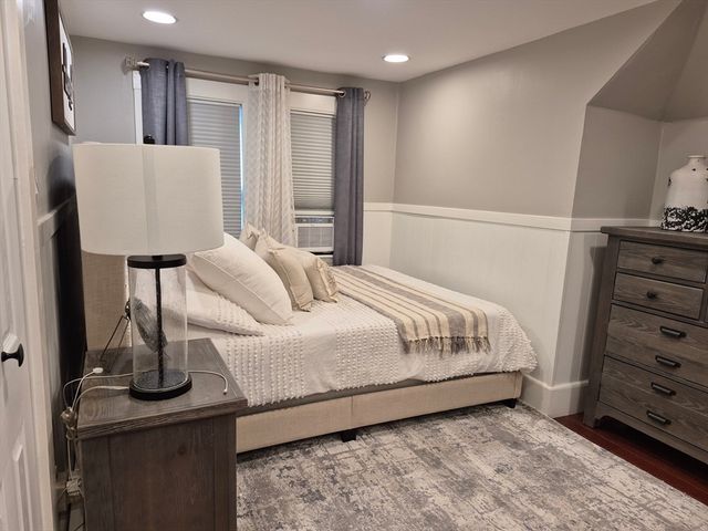 2 Neponset Place, Canton, MA 02021