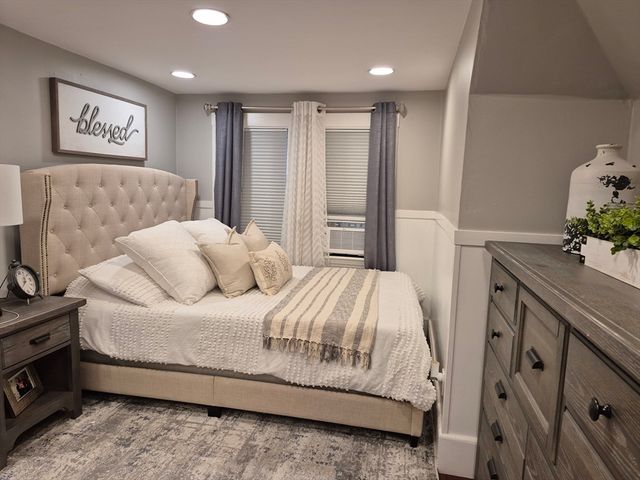 2 Neponset Place, Canton, MA 02021