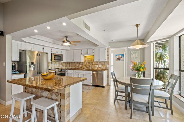 802 E Forest HIlls Drive, Phoenix, AZ 85022
