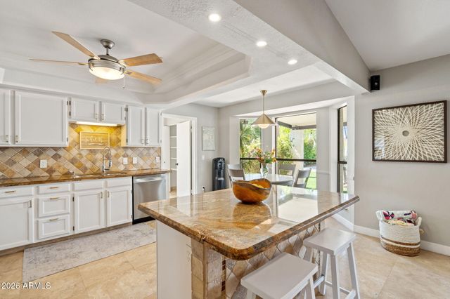 802 E Forest HIlls Drive, Phoenix, AZ 85022