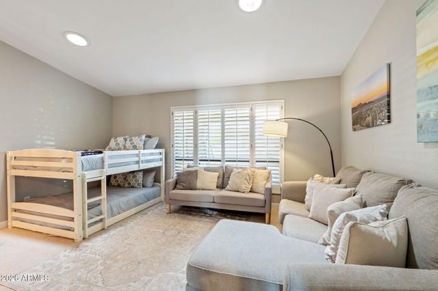 802 E Forest HIlls Drive, Phoenix, AZ 85022