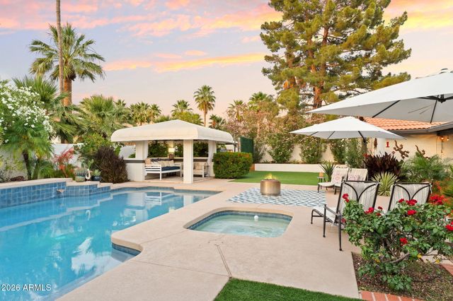 802 E Forest HIlls Drive, Phoenix, AZ 85022