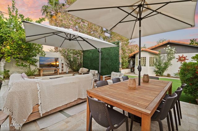 802 E Forest HIlls Drive, Phoenix, AZ 85022