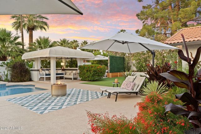 802 E Forest HIlls Drive, Phoenix, AZ 85022