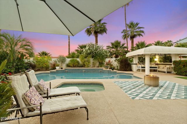 802 E Forest HIlls Drive, Phoenix, AZ 85022