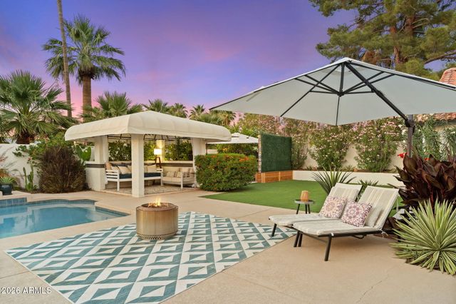 802 E Forest HIlls Drive, Phoenix, AZ 85022
