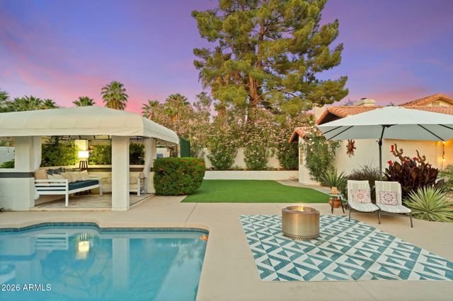 802 E Forest HIlls Drive, Phoenix, AZ 85022