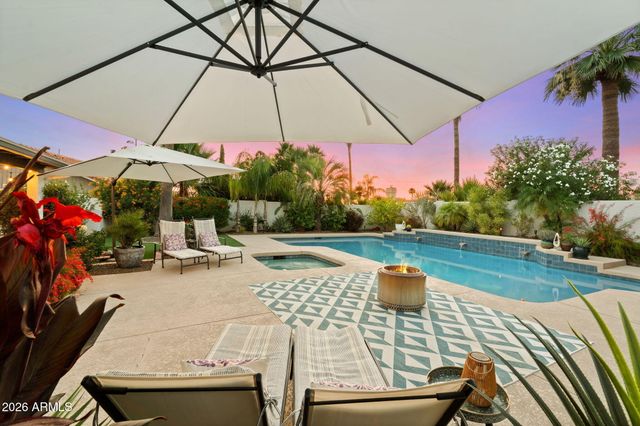 802 E Forest HIlls Drive, Phoenix, AZ 85022
