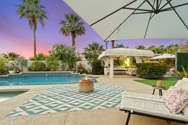 802 E Forest HIlls Drive, Phoenix, AZ 85022