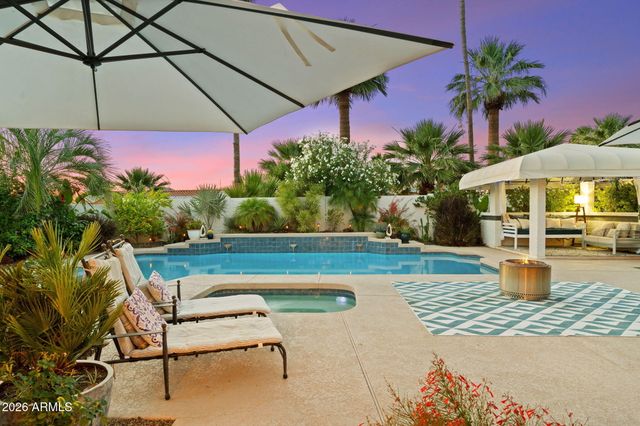 802 E Forest HIlls Drive, Phoenix, AZ 85022