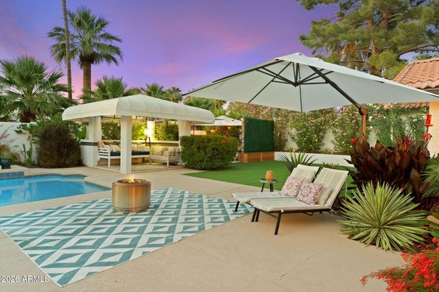 802 E Forest HIlls Drive, Phoenix, AZ 85022