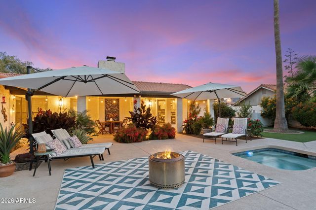802 E Forest HIlls Drive, Phoenix, AZ 85022