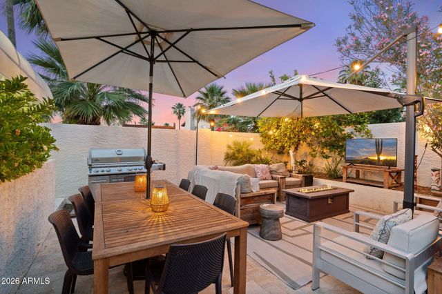 802 E Forest HIlls Drive, Phoenix, AZ 85022